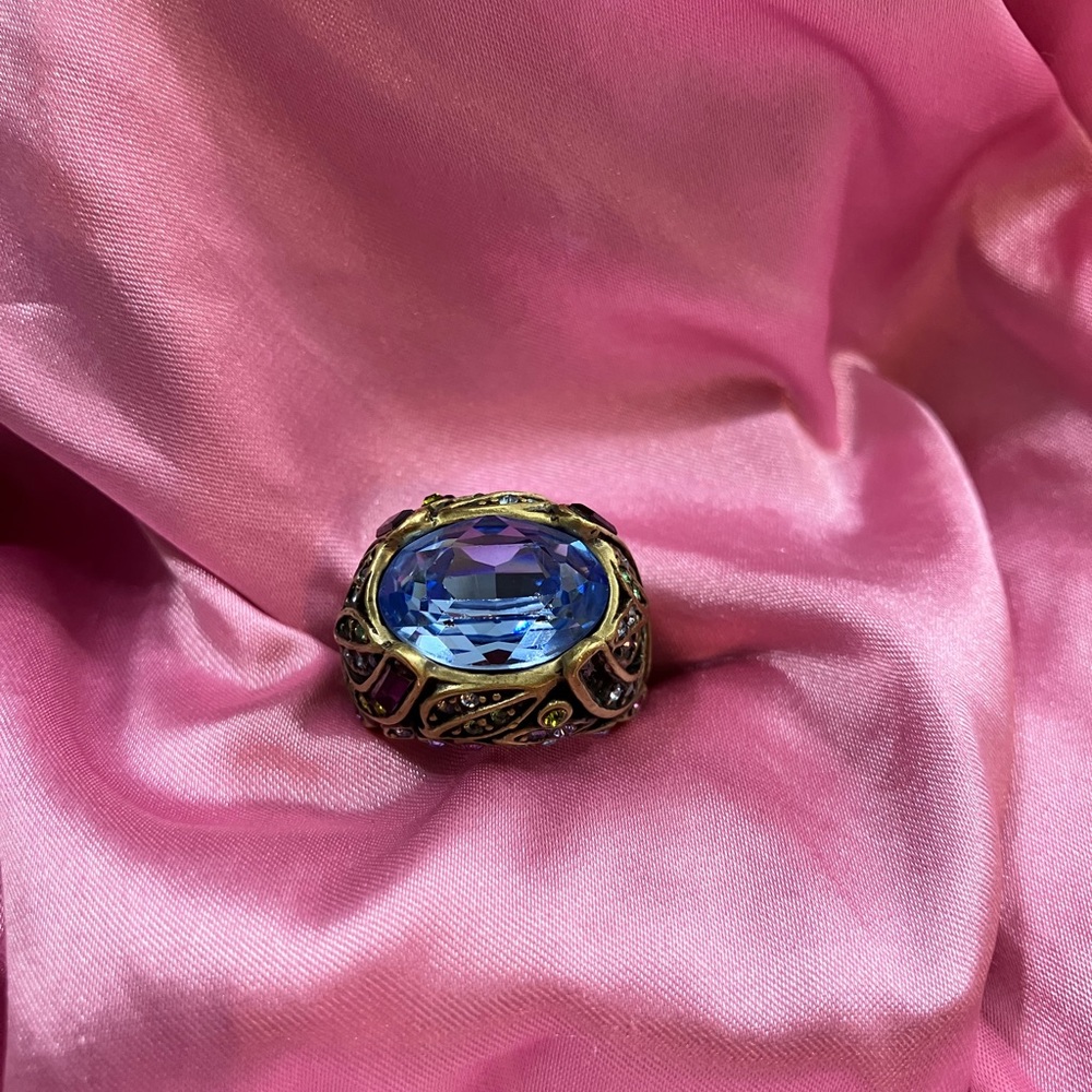 Blue and Gold Vintage-Inspired Brooch with Ornate Design